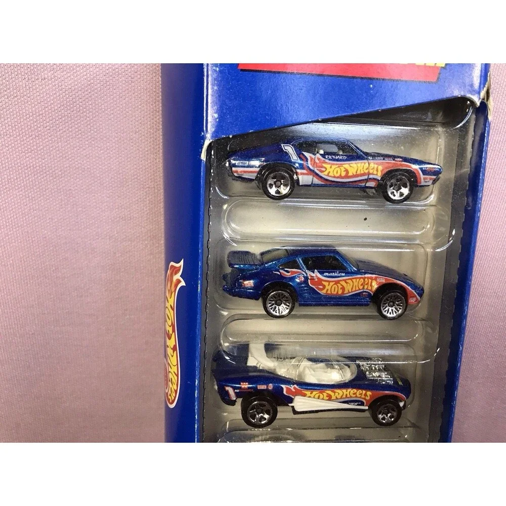 Hot Wheels Race Team III Gift Pack 5-Car 1997 Collectible Die-Cast Cars #D-42